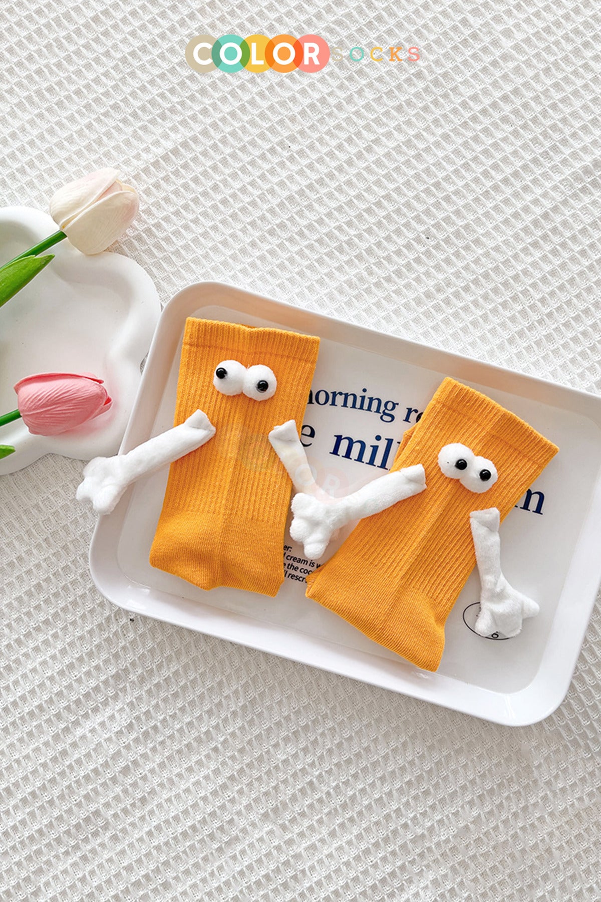 Color Socks 1 Çift Turuncu El Ele Tutuşan Gözlü Mıknatıslı Çorap Seti (UNİSEX) Turuncu