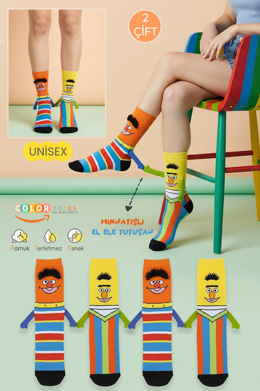 Color Socks 🎁 2 Çift Tüylü El Ele Tutuşan Özel Karakterler Çorap Seti (Unisex) Çok Renkli