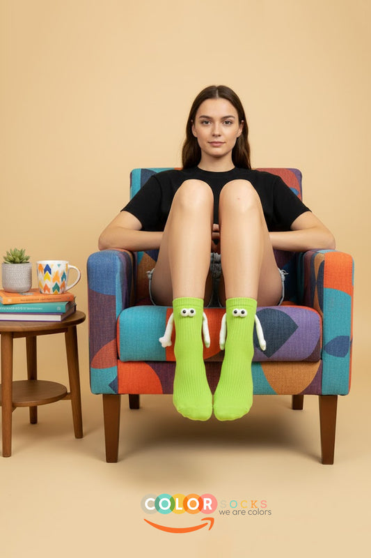 Color Socks 1 Çift Yeşil El Ele Tutuşan Mıknatıslı Çorap Seti (Unisex) TOPUKSUZ Yeşil